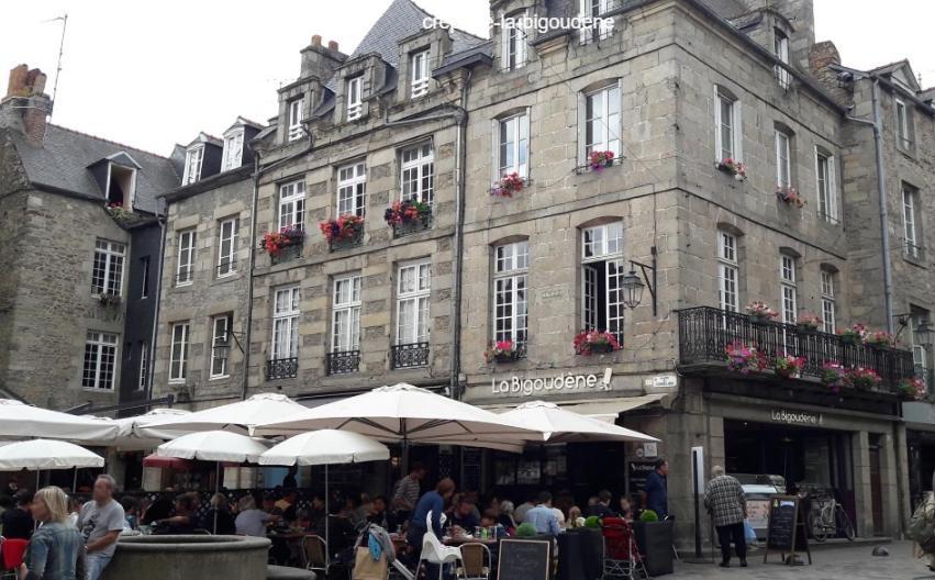 Eglantine Appartement Centre Historique De Dinan Exteriör bild